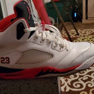SOLD 🚨 SOLD 🚨Jordan 5s 🔥SOLD🚨🚨